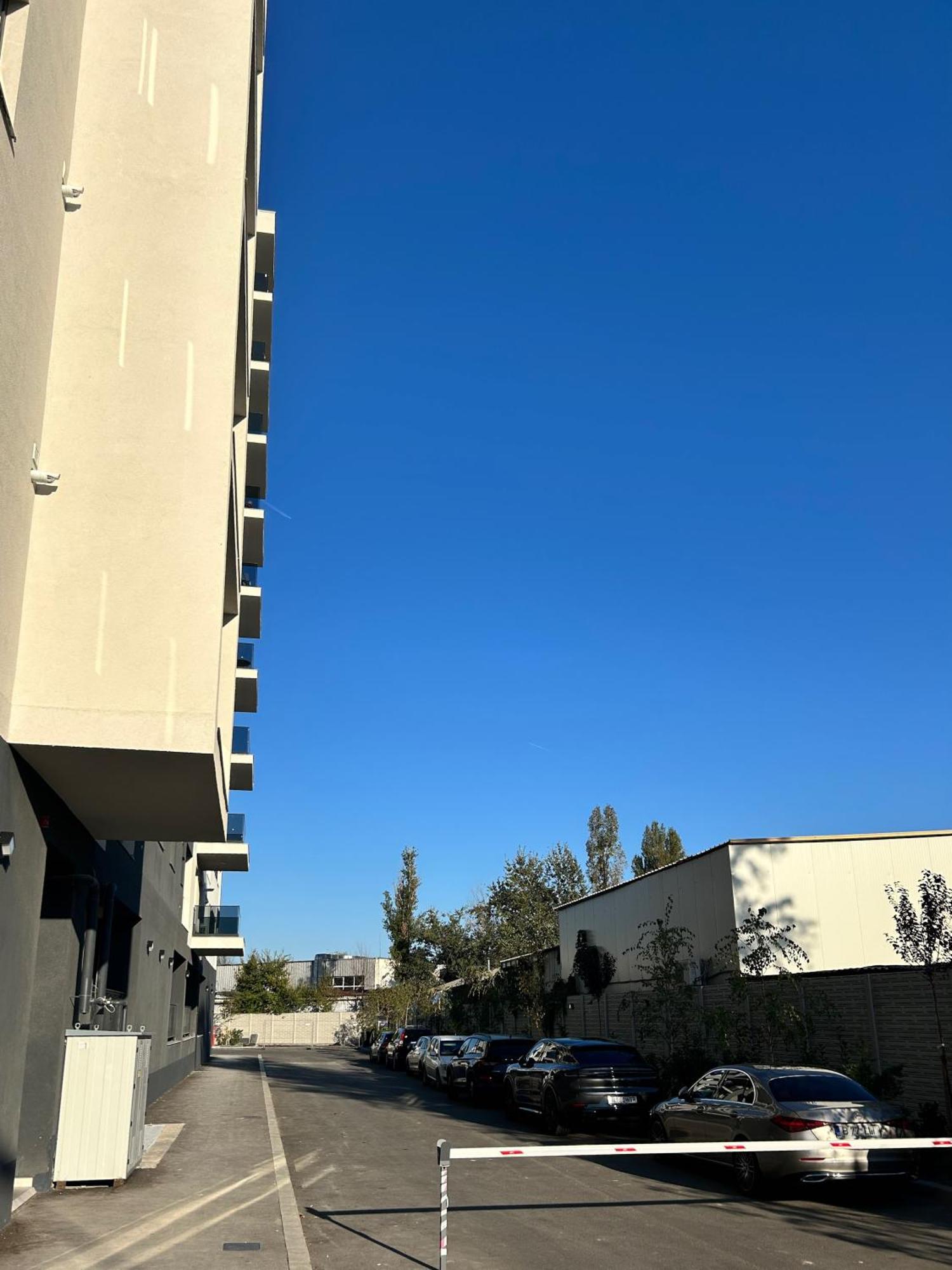 The Cozy Flat - Modern, New, 2 Rooms Apartment, Parking Bucharest Exterior photo